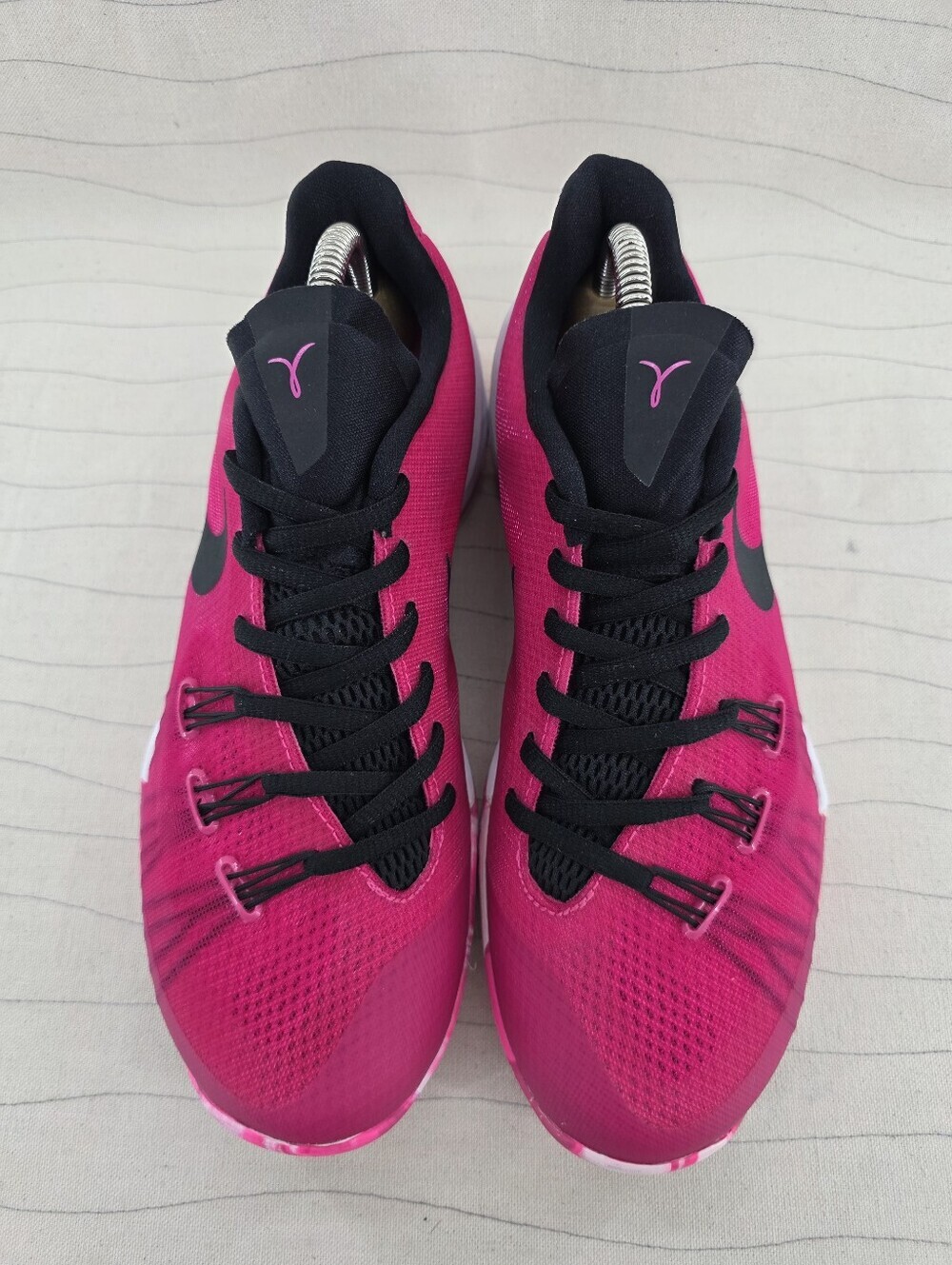 Nike Mens HyperChase TB 2015 Think Pink Kay Yow BCA Shoes 705363-602 Size 7.5 - Picture 3 of 10